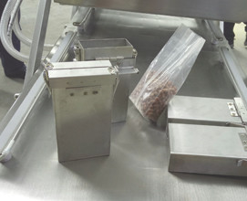Consumption Full Stainless Steel Double Vacuum Chamber Packing Machine for Food Shops
